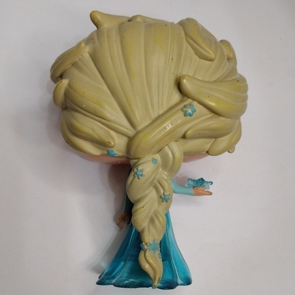 Funko POP Collectible Disney Frozen Elsa Action Figure - Picture 5 of 5